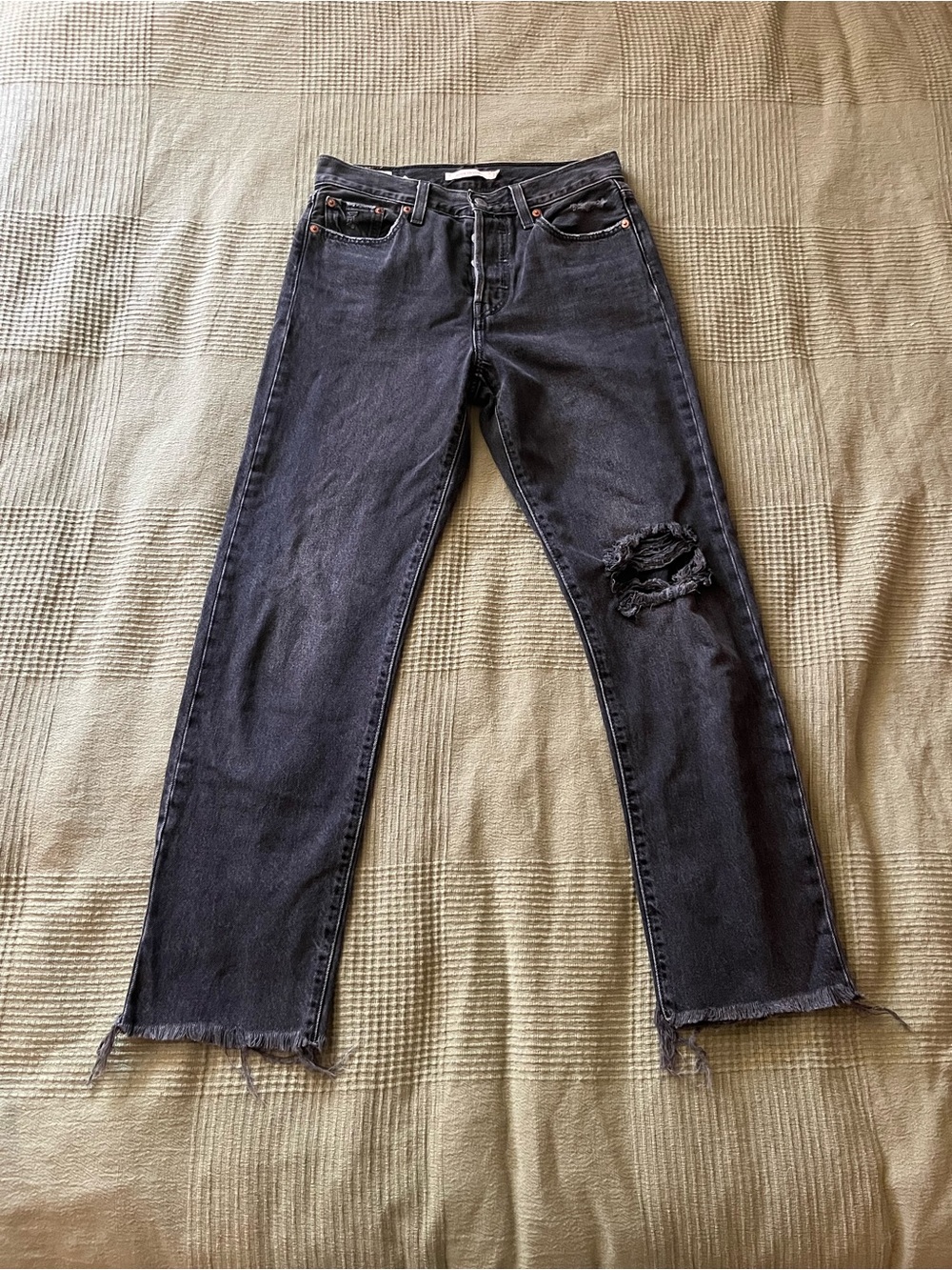 Levi's Wedgie Straight-Leg Jeans with Knee Rip